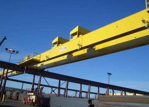 Q235B Q345C 32 tonluk köprü vinci Atölyesi Çift bantlı yukarıdaki yolcu vinci