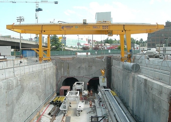 Granit ve Mermer Taş Kaldırma Kullanımı Çift Kirişli Portal Vinç Ağır Hizmet