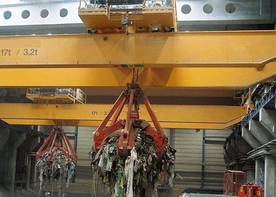 CE ISO Geniş Kullanılmış Elektrikli Çift Kirişli Vinç 43kg / M QU70 Raylı Atölye Vinç
