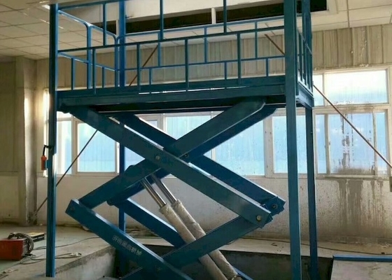 Ağır Yük AC380V Hidrolik Kaldırma Platformu 2000 * 2000mm Yükleme İskelesi Makaslı Kaldırma