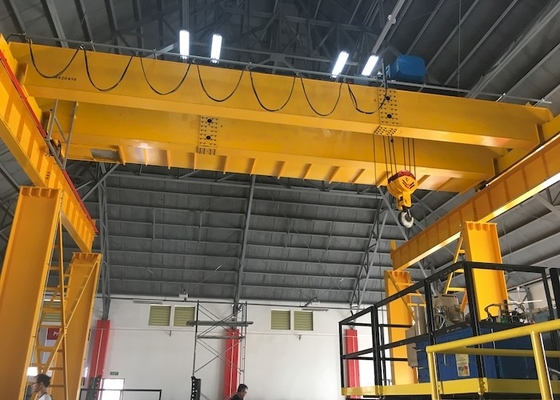 OEM ODM IP55 IP65 Çift Kirişli Gezer Vinç Kabin Kontrolü 10 Ton Eot Vinç